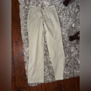 Dockers Men's Light Khaki Chinos size 29W, 32L
